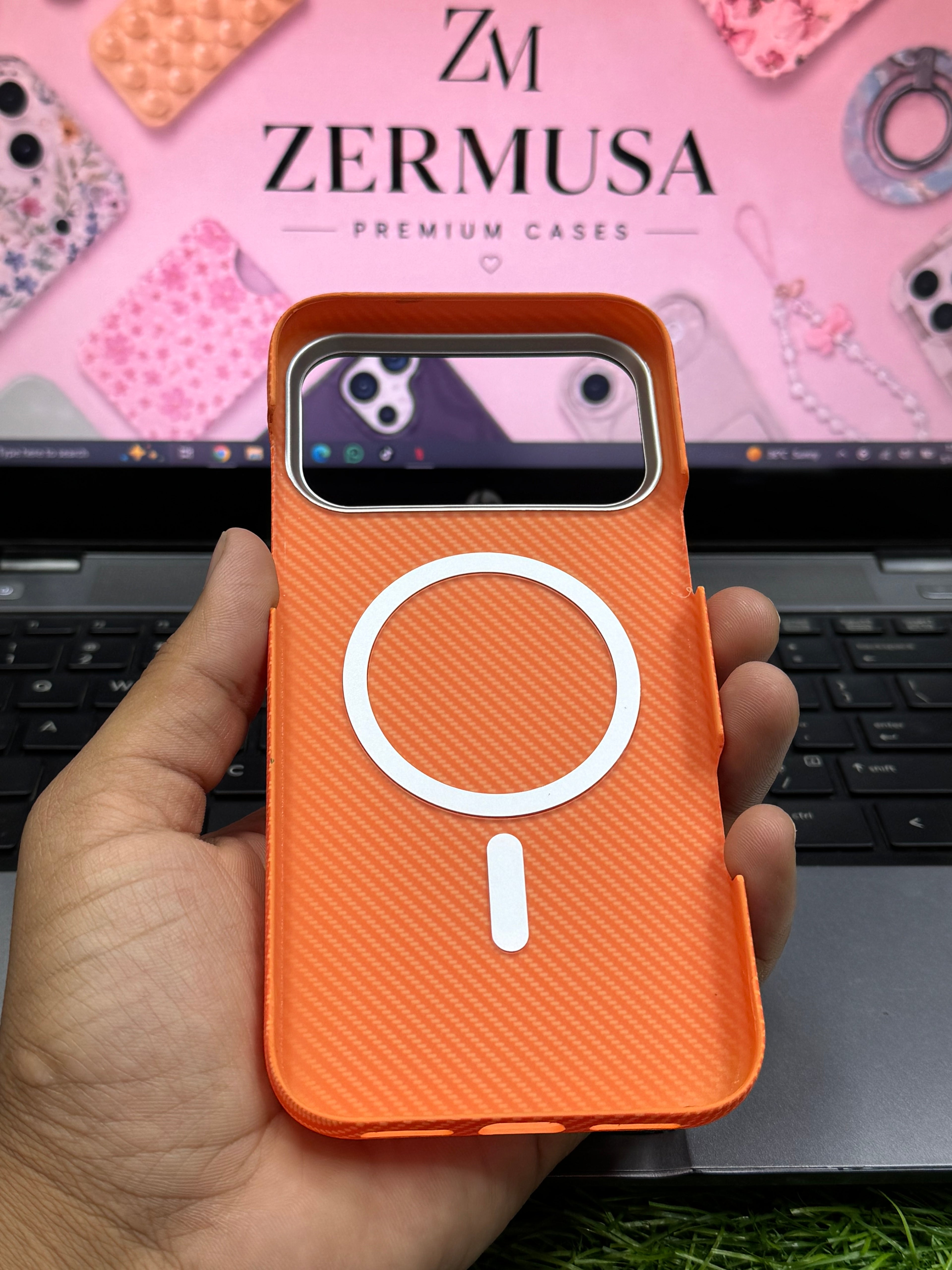 Carbon Fiber Megsafe Case Pitaka
