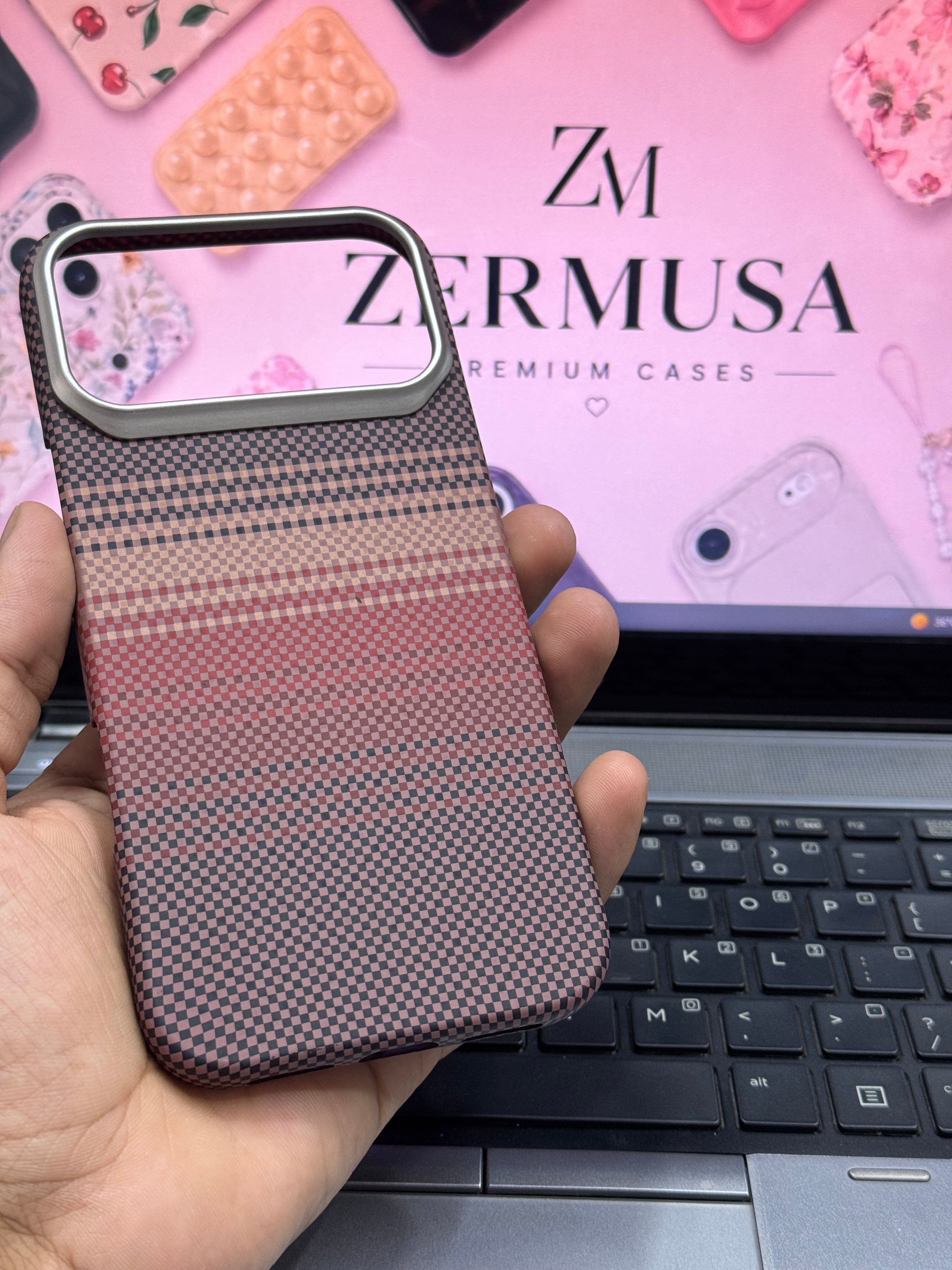 Carbon Fiber Megsafe Case Pitaka