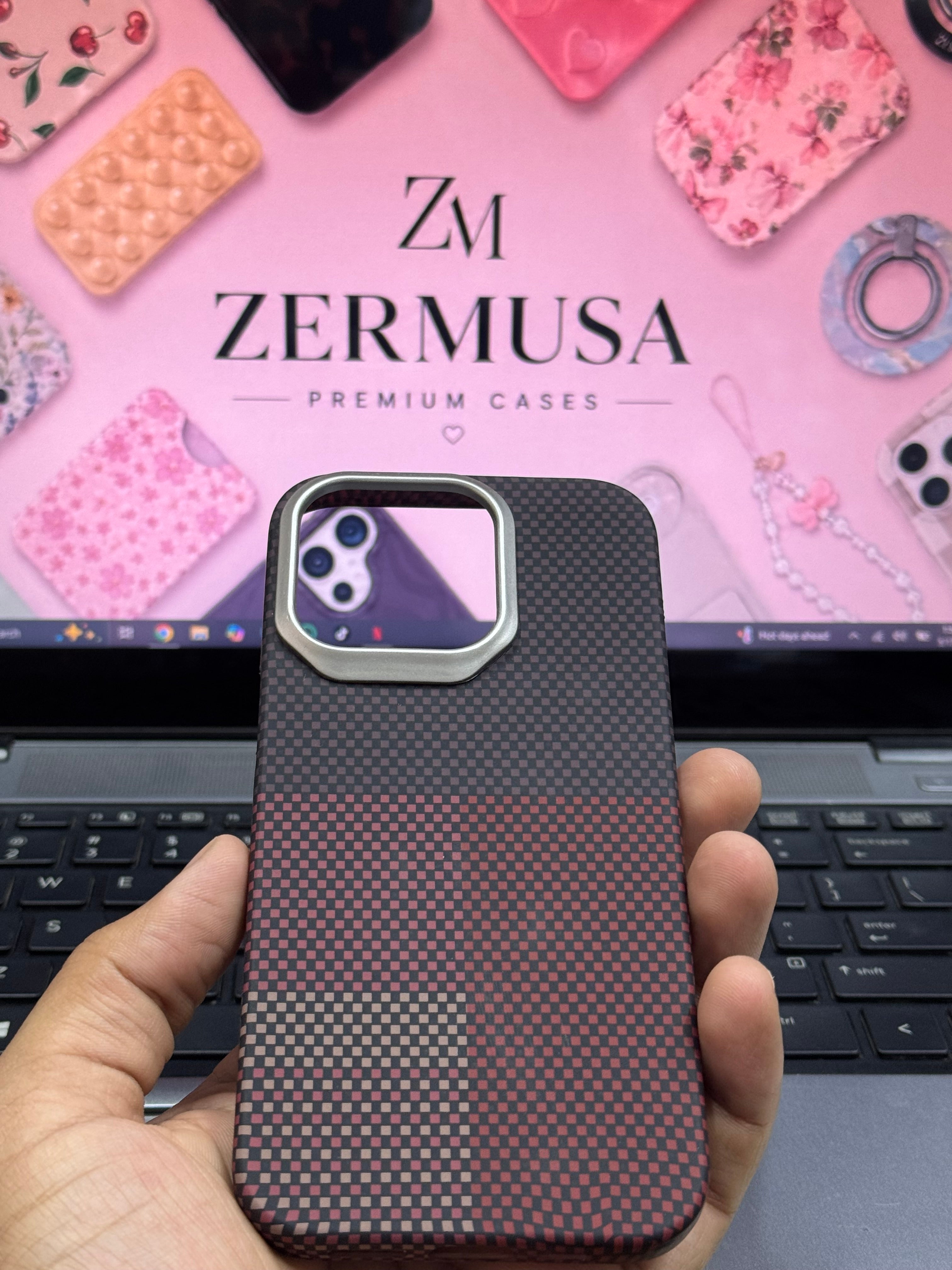 Carbon Fiber Megsafe Case Pitaka