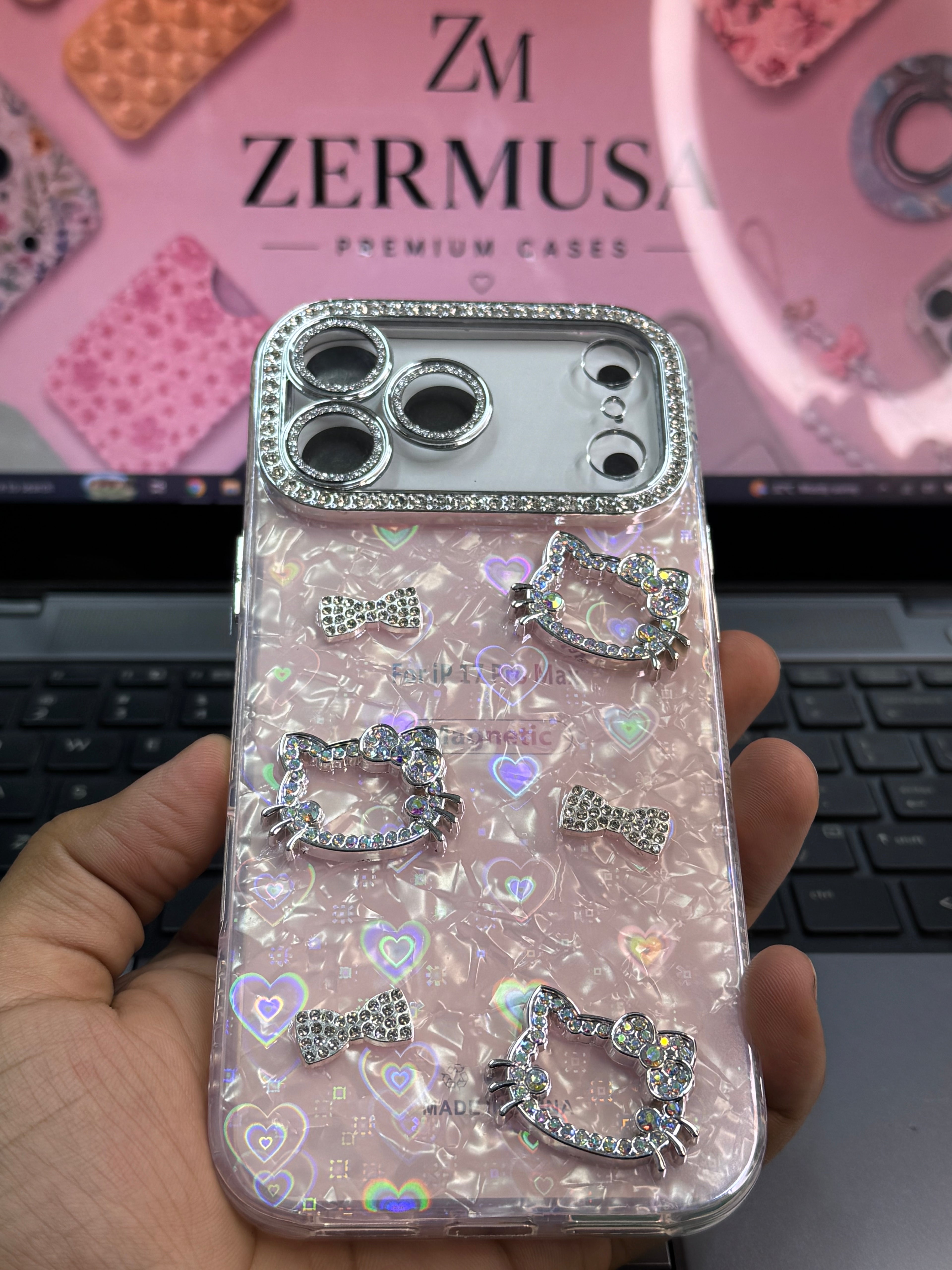 Kitty Pearl Glitter Case