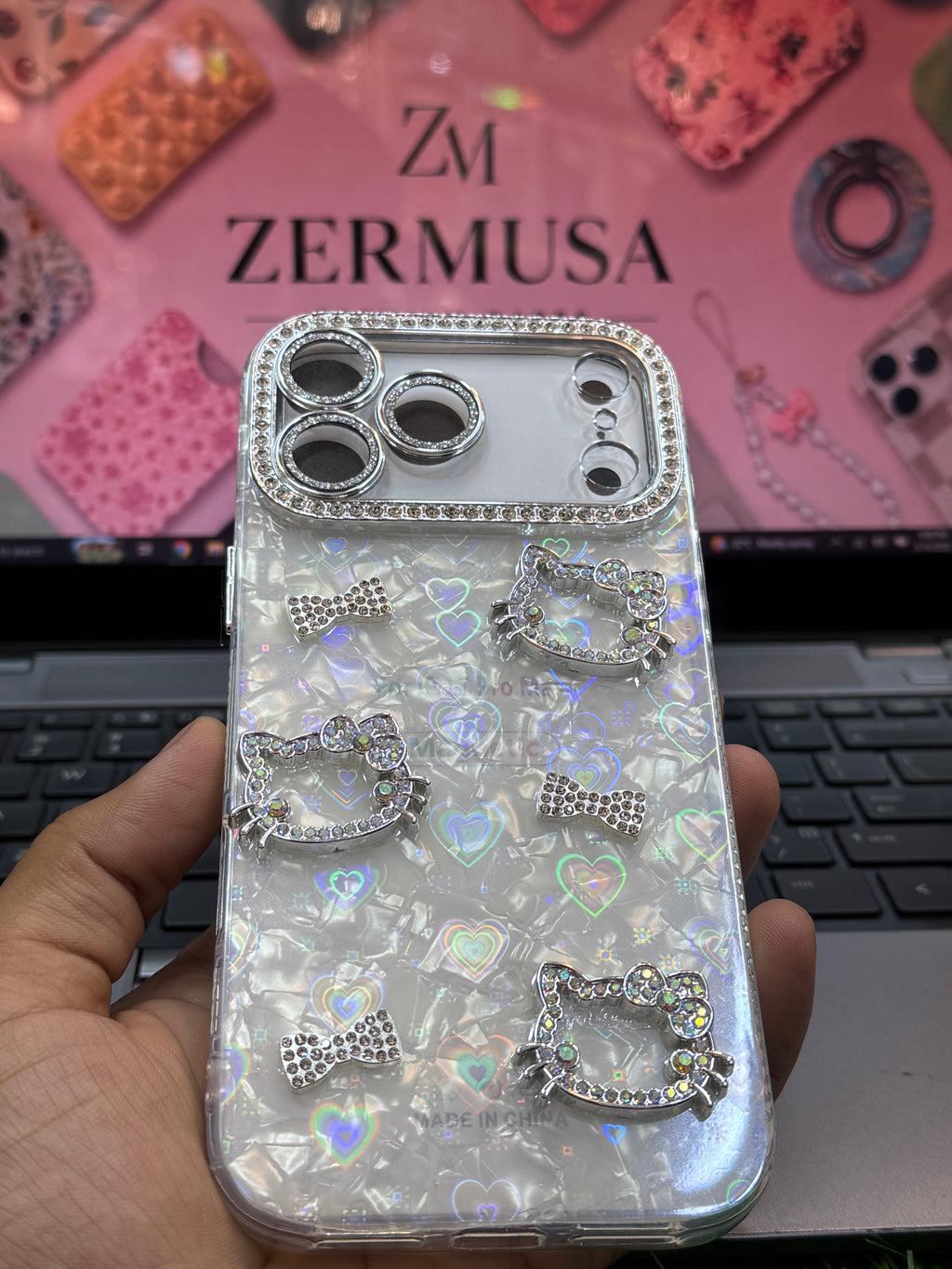 Kitty Pearl Glitter Case